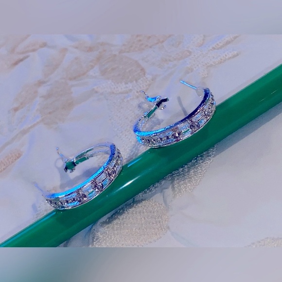 NWT Lovely Rhinestone Accented Hoop Earrings- Available in Gold💛 & Silver🩶 Tones - Picture 7 of 16